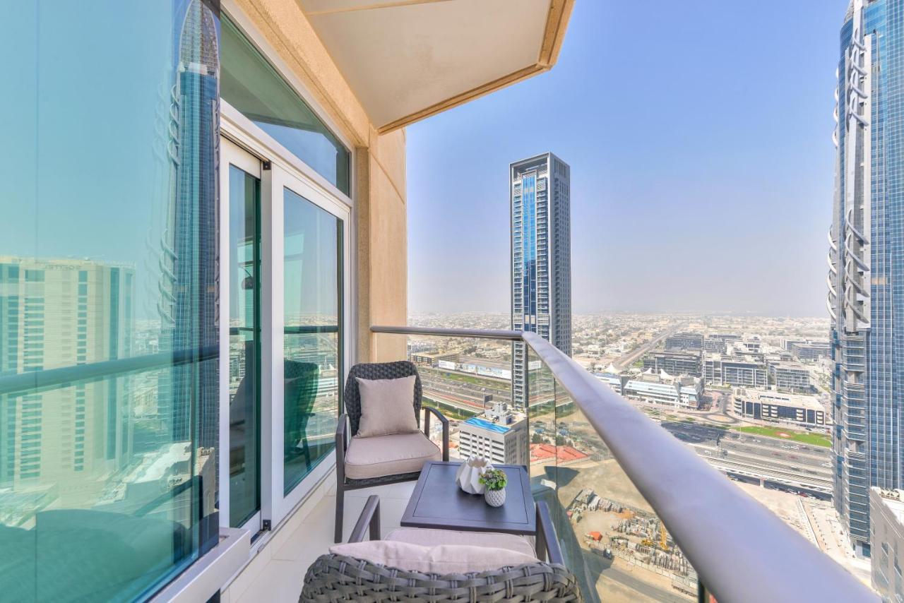 Apartamento Lofts - Downtown Luxury - 5 Min Walk To Dubai Fountain! Exterior foto